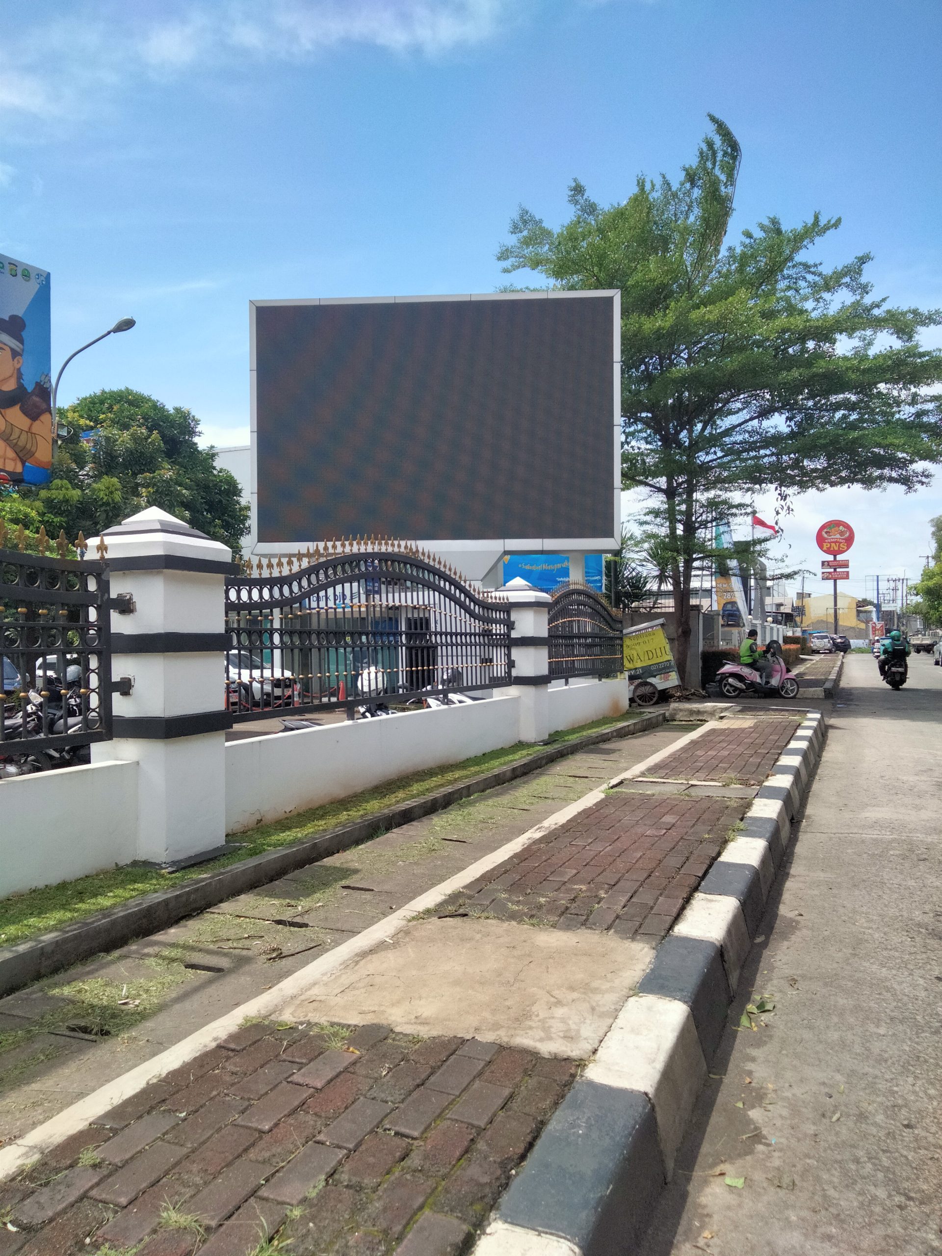 Penampakan Videotron Kantor Samsat Cinere Depok Tidak Berfungsi