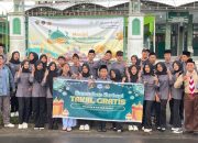 SMPN 2 Tamanan Salurkan Zakat Fitrah dan Bagikan Takjil Gratis kepada Masyarakat Sekitar