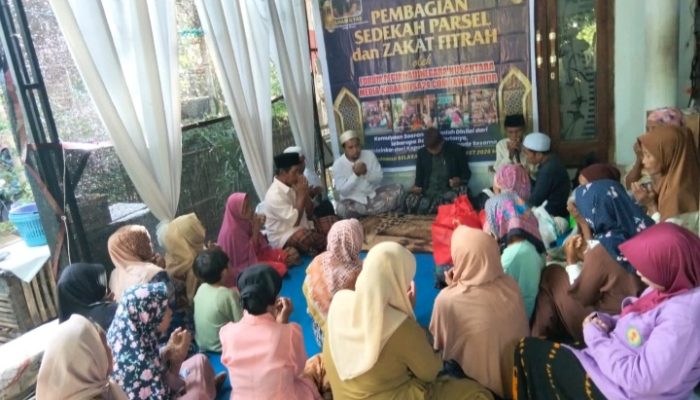 FPANN-Media Kabarnusa24.com Rangkul Para Kyai , Tokoh Masyarakat Salurkan Sedeqoh Paresel dan Zakat Fitrah