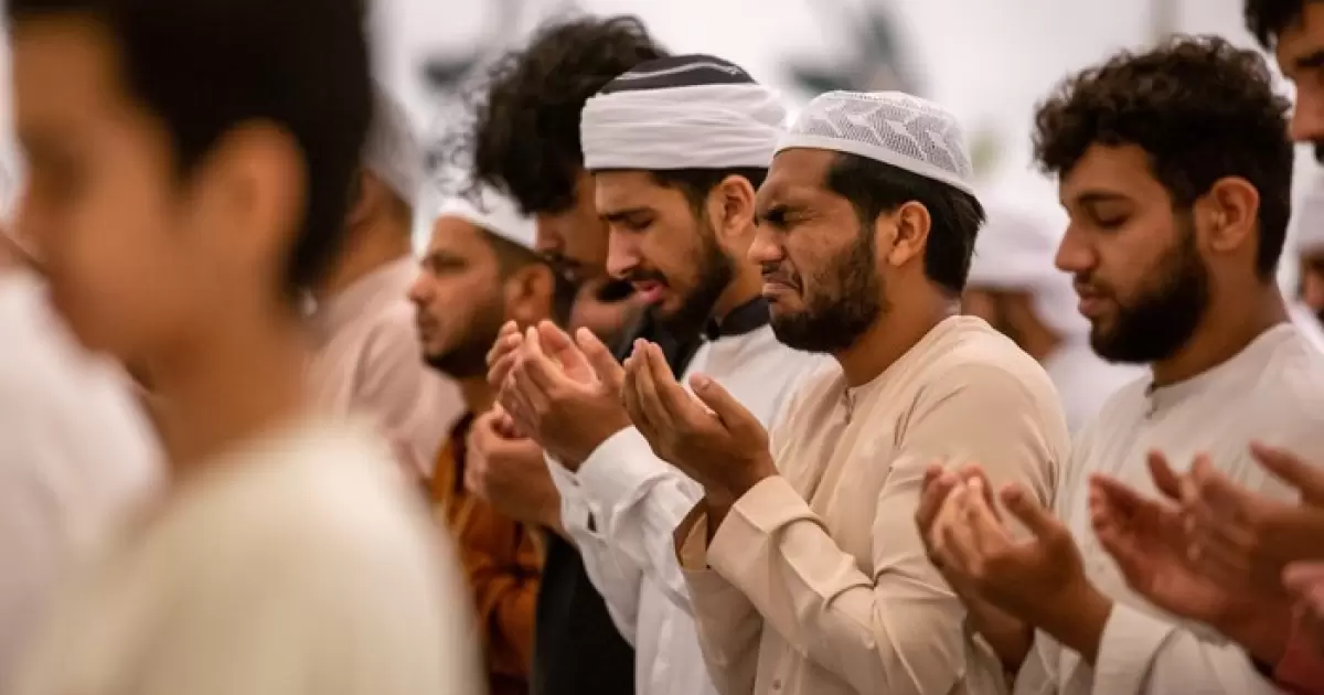 Doa Qunut Akhir Shalat Witir di Pertengahan Ramadhan, Ini Bacaan Lengkap dengan Terjemahnya 