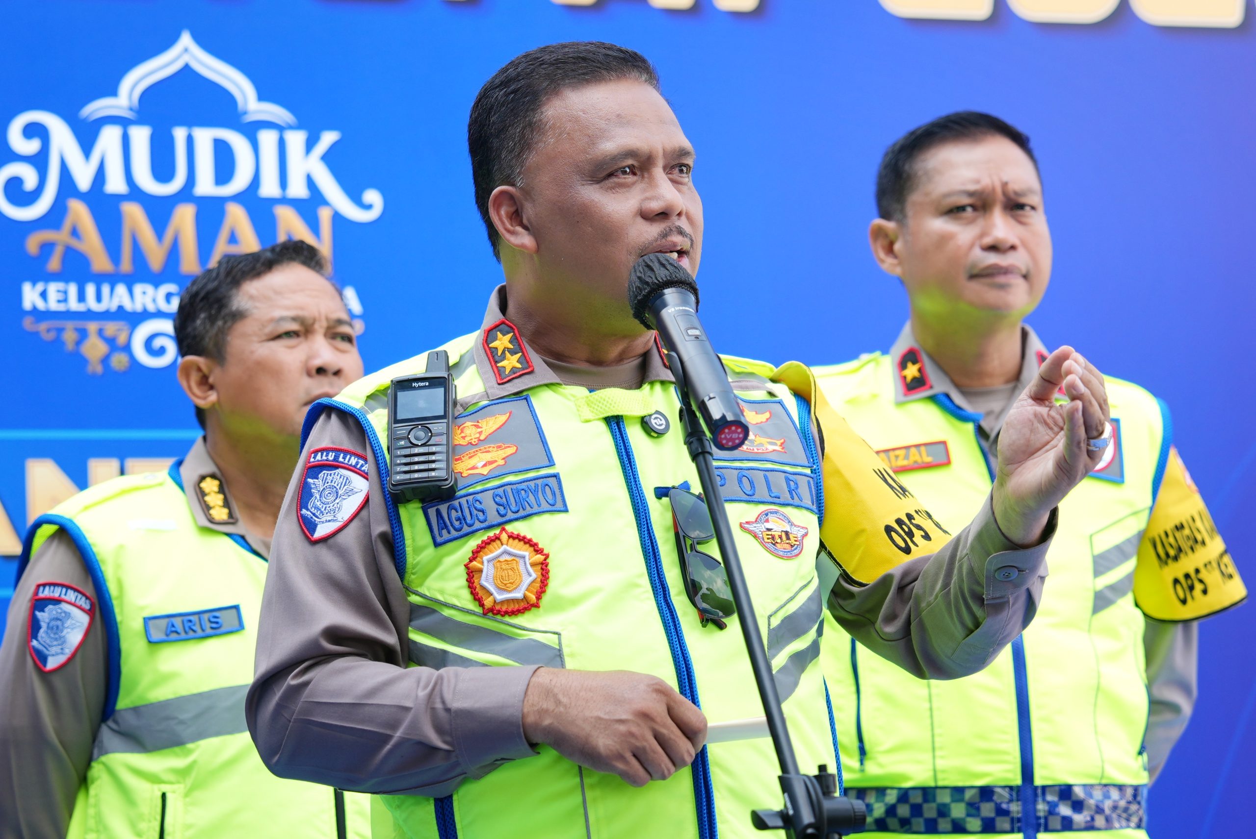 Korlantas Polri Berlakukan One Way Tahap Pertama di Tol Trans Jawa KM 70 - KM 263 Pejagan-Pemalang