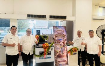 Apresiasi Samsat Cikarang Bagikan Hadiah Bagi Wajib Pajak Kendaraan Bermotor Bayar Pajak Tepat Waktu 5 Tahun