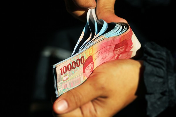 Zakat Pendapatan Versi Baznas Masih Dikaji Ulang Komisi Fatwa MUI