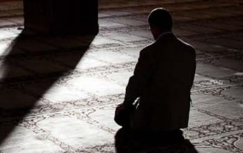 Keutamaan 10 Malam Terakhir Bulan Ramadhan dan Cara Mendapatkan Lailatul Qadar