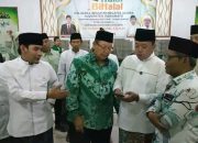 Menteri ATR/BPN Nusron Wahid Serahkan Sertifikat Tanah Wakaf untuk PCNU Indramayu