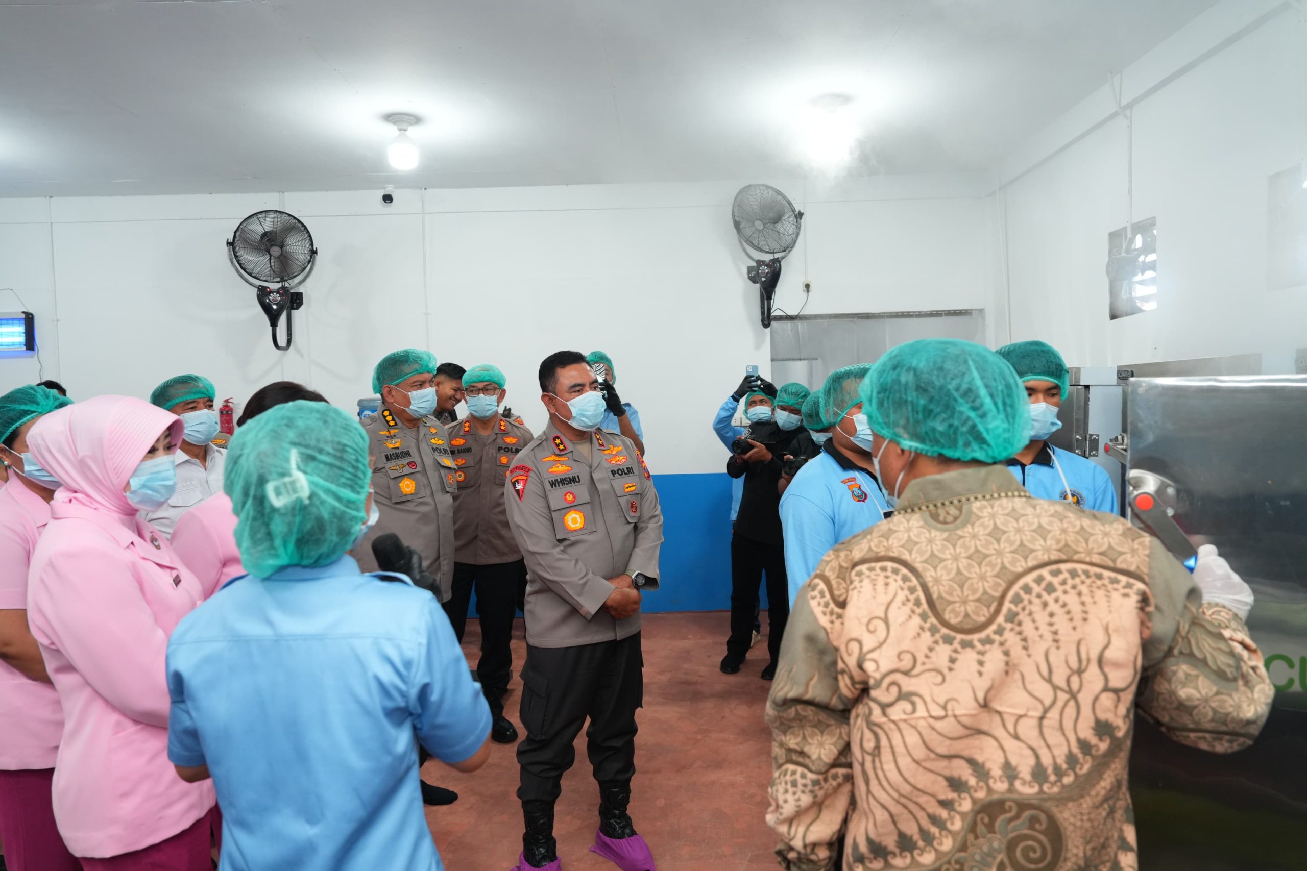 Kapolda Sumut resmikan empat SPPG Polres Karo dukung program MBG Kapolda Sumut resmikan empat SPPG Polres Karo dukung program MBG