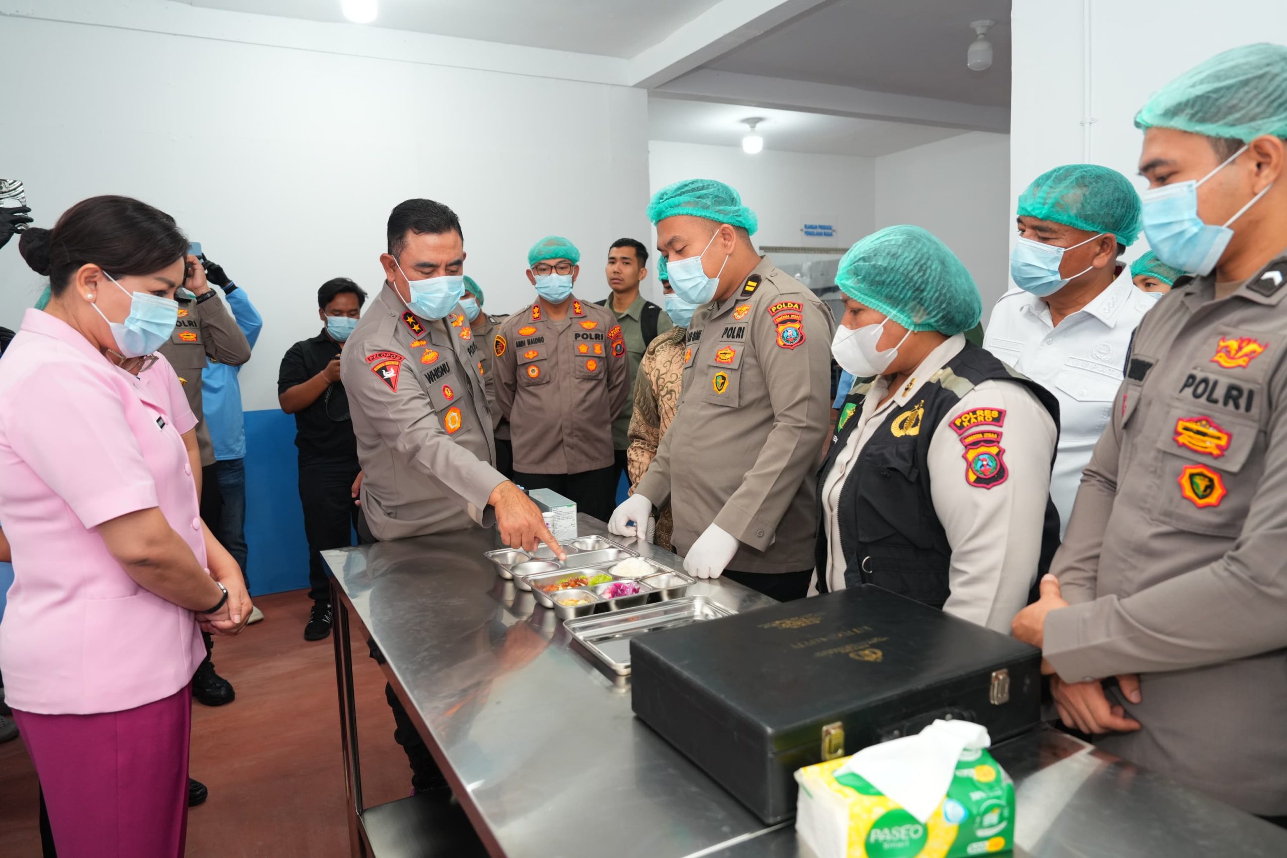 Kapolda Sumut resmikan empat SPPG Polres Karo dukung program MBG Kapolda Sumut resmikan empat SPPG Polres Karo dukung program MBG