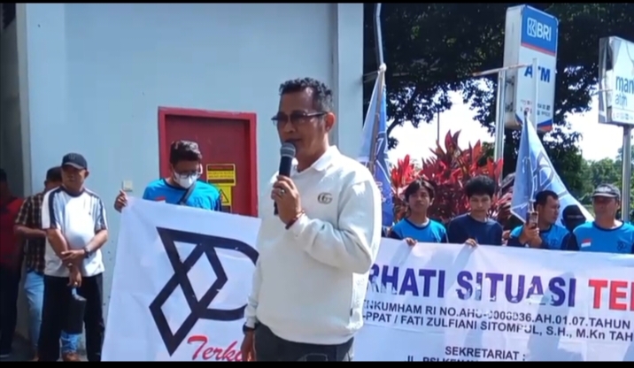 Ke-4 Kalinya Aksi Damai, SIRA dan PST Minta Kejati Sumsel Segera Tetapkan Dirut PT Danadipa Sebagai Tersangka
