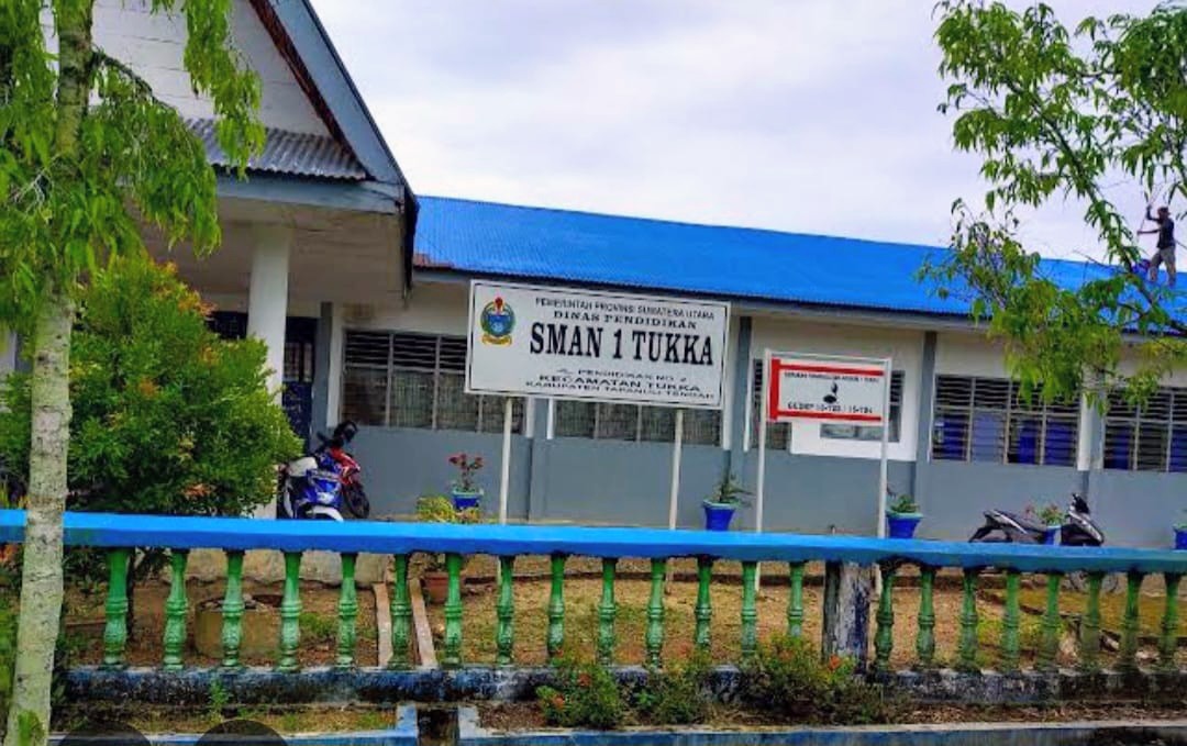 Diduga Penyalahgunaan Dana BOS 2025, Kepala Sekolah SMA Negeri 1 Tukka Bungkam dan Terindikasi Lakukan Upaya Suap terhadap Awak Media