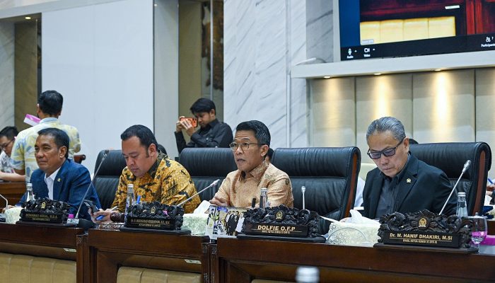 Komisi XI Pastikan Kesiapan Pemerintah Naikkan BBM Hingga Akhir Tahun