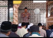 Safari Jumat Polsek Sempol: Menguatkan Silaturahmi, Menjaga Kamtibmas, dan Mengenalkan Layanan Darurat 110
