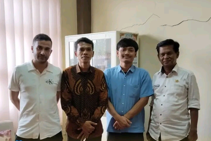 Pria Asal Turki Datangi Indramayu Cari Istri dan Anak yang Diduga Dibawa Saat Jalani Wajib Militer