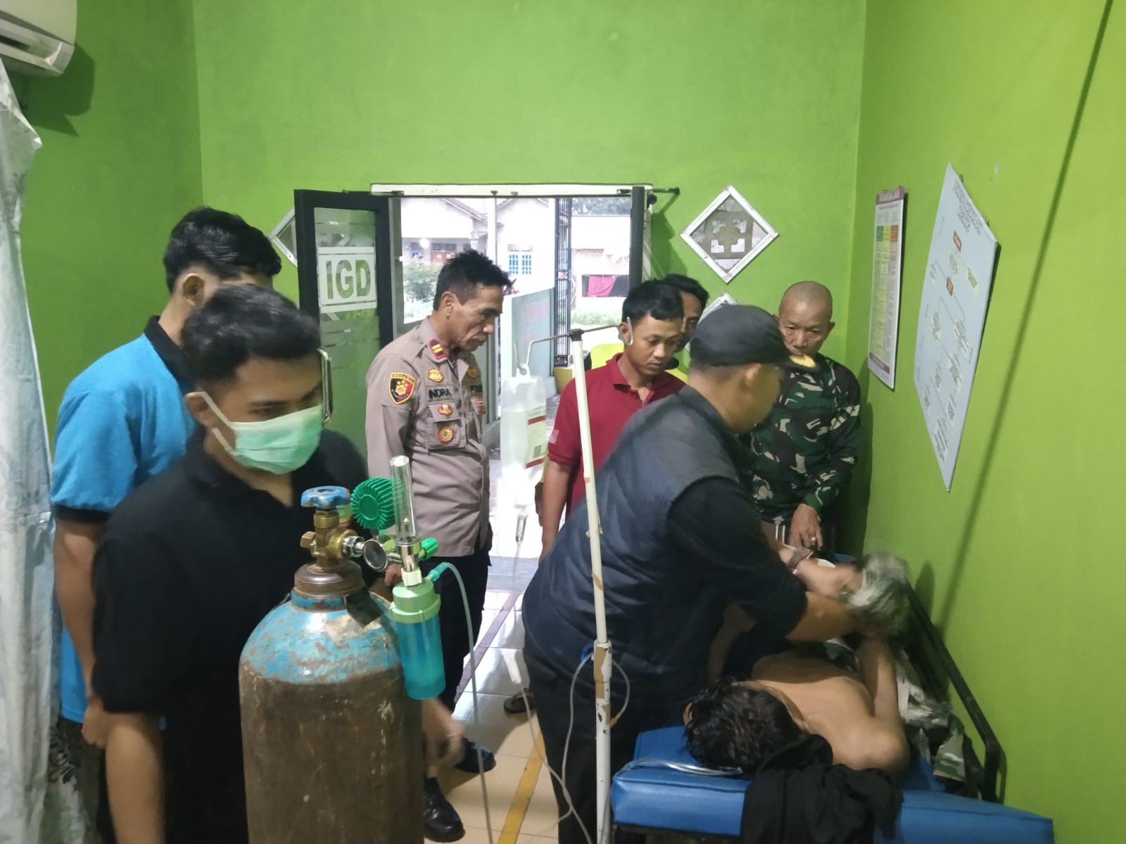 Polisi Dan Warga Berhasil Evakuasi Remaja Setelah Tenggelam Di Sungai Desa Sukoharjo