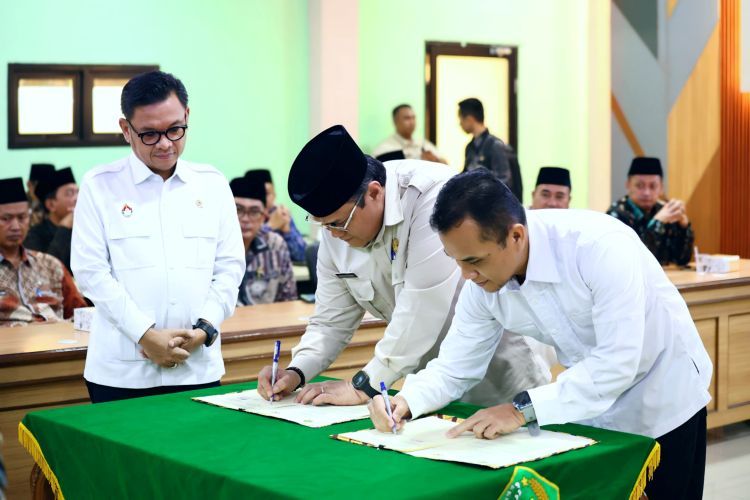 Perkuat Pencegahan Radikalisme, Gubernur Lemhannas RI Saksikan MoU Kemenag Jabar dan Densus 88