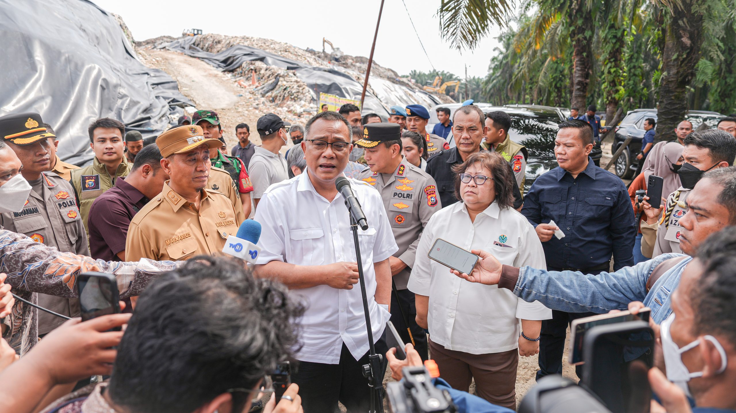 Berkunjung ke Riau, Menteri LH Fokuskan Sampah Jadi Energi Alternatif