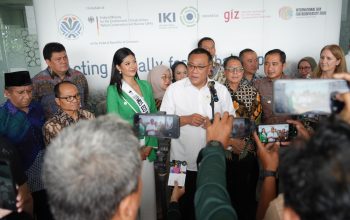 Kehadiran Menteri LH Jumhur di Kampus UIII Depok, Ajak Masyarakat Mulai Aksi Lokal demi Dampak Global