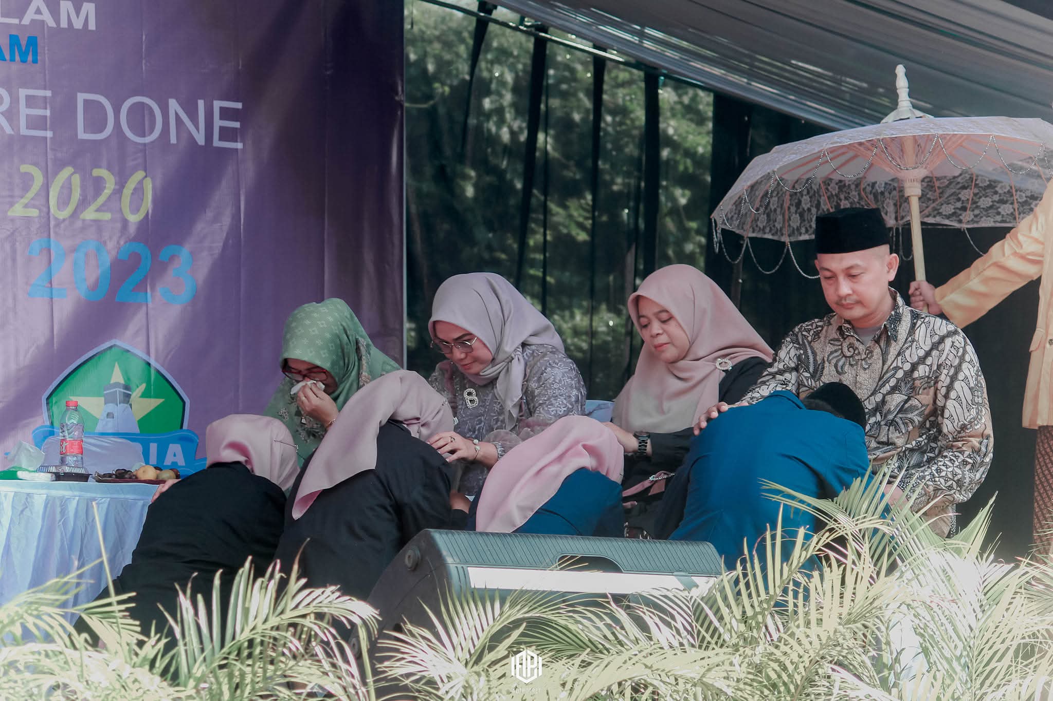 Hindari Merayakan Kelulusan Sekolah dengan Cara yang Bukan Bernafaskan Pendidikan