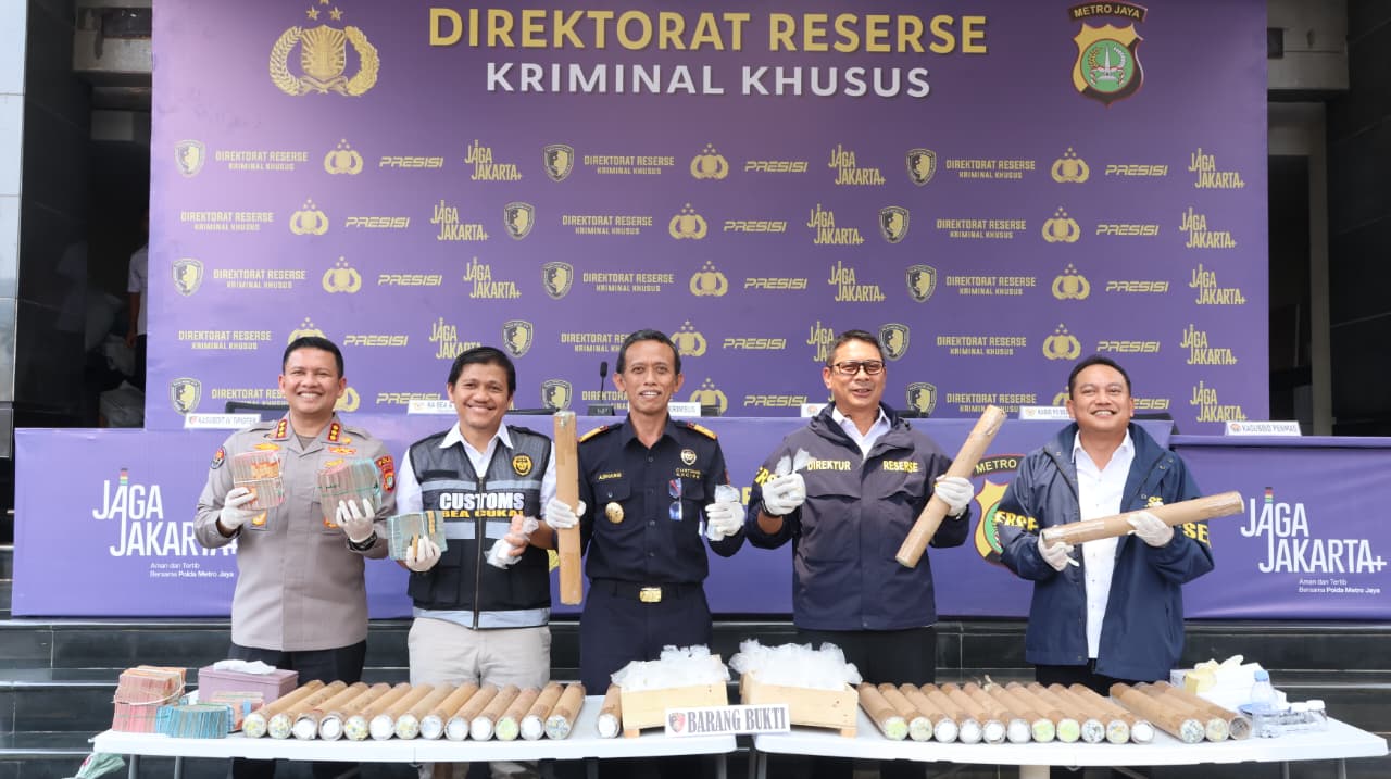 Polda Metro Jaya dan Bea Cukai, Berhasil Amankan 2 Pelaku Penyelundupan Merkuri di Tanjung Priok