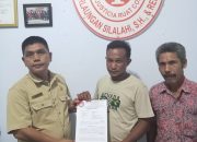 Diduga Bungkam Kepala Lingkungan yang Kritisi Bantuan Beras, Lurah Budi Luhur Disorot — Honor 3 Bulan Belum Dibayar