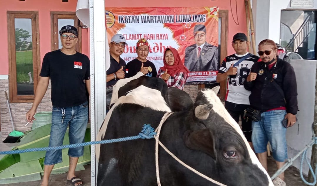 Kawendra Lukistian Salurkan 88 Ekor Sapi Kurban untuk Warga Jember dan Lumajang