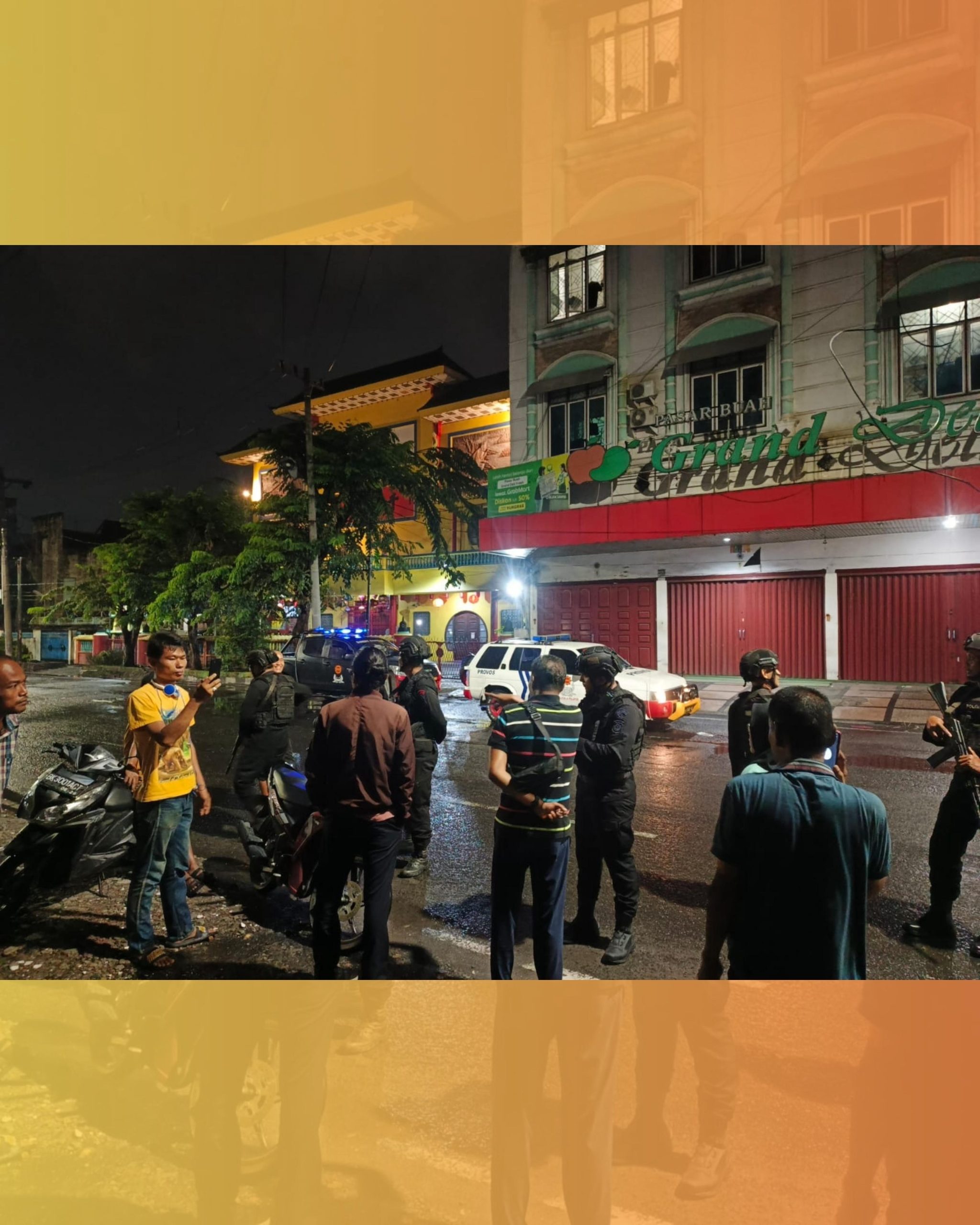 Patroli Humanis Brimob Sumut Menyapa Kota Medan, Malam Aman Warga Nyaman Patroli Humanis Brimob Sumut Menyapa Kota Medan, Malam Aman Warga Nyaman