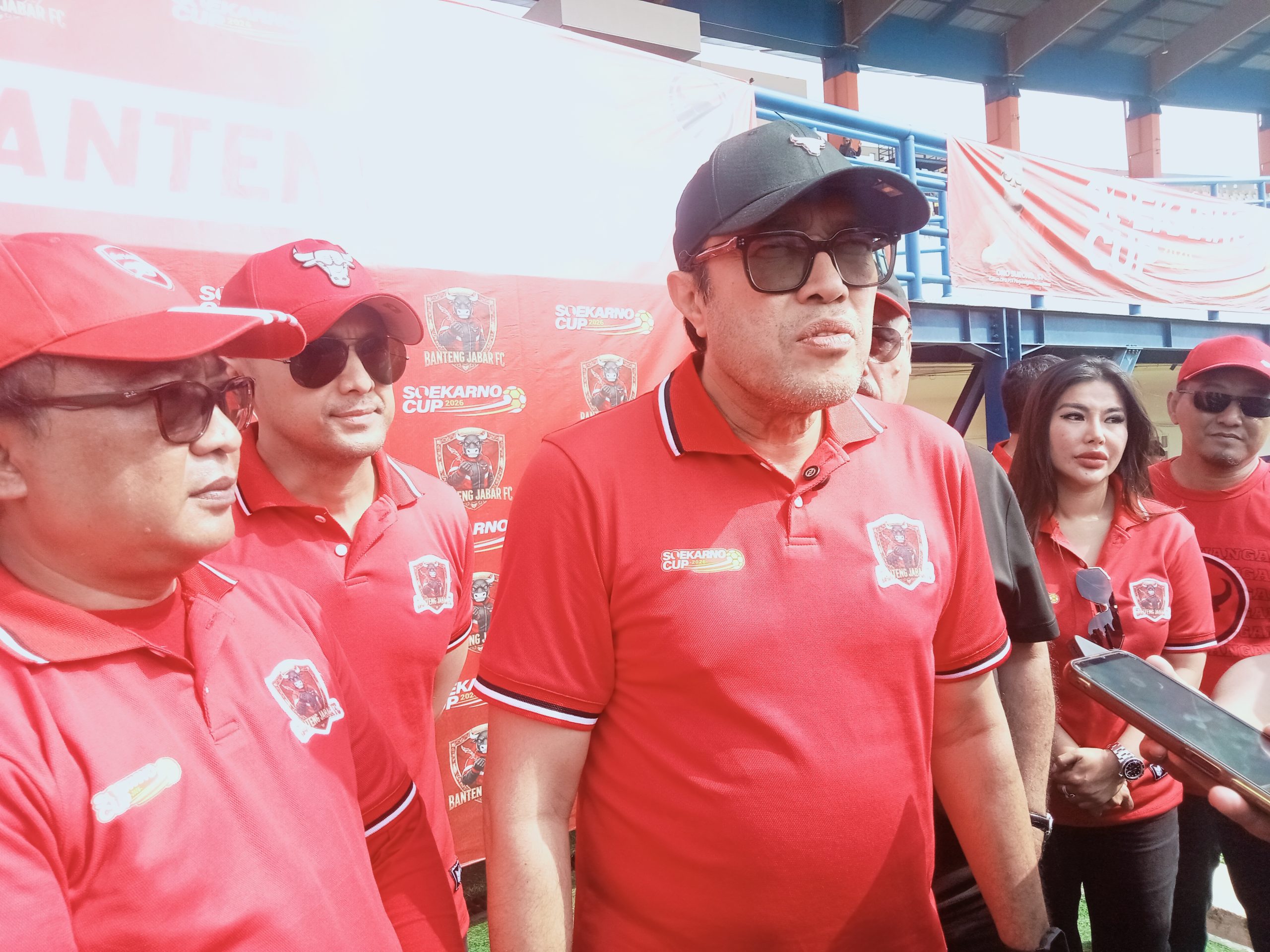 PDI Perjuangan Jabar Gelar Seleksi Pemain Soekarno Cup 2026, Targetkan Juara di Tingkat Nasional PDI Perjuangan Jabar Gelar Seleksi Pemain Soekarno Cup 2026, Targetkan Juara di Tingkat Nasional