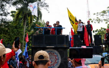 Plt Bupati Bekasi Dukung Aspirasi Aksi Buruh, Siapkan Rekom Pencabutan Permenaker tentang Outsourcing