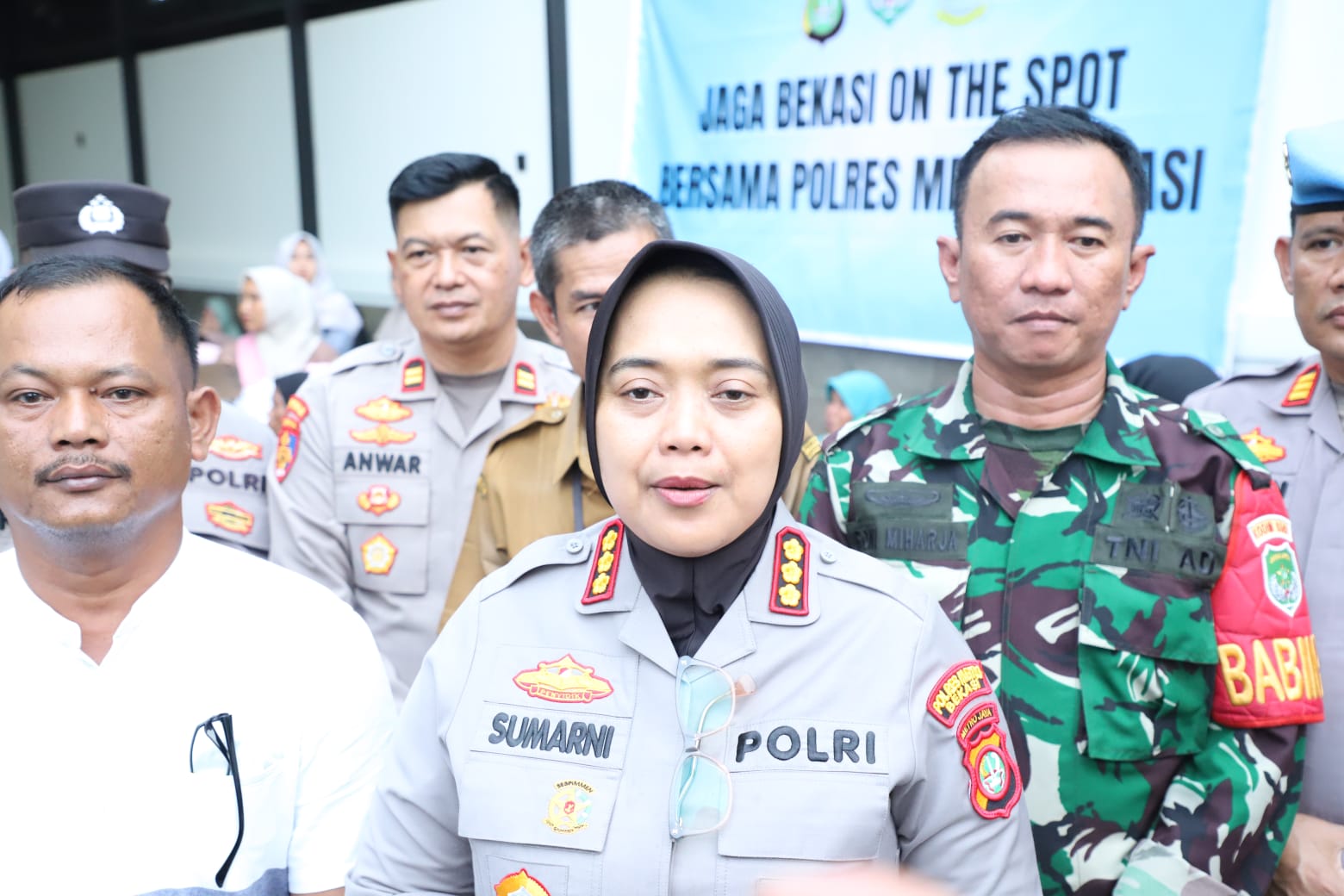 Polres Metro Bekasi Ajak Warga Sukabungah Perkuat Kamtibmas dan Dorong UMKM 