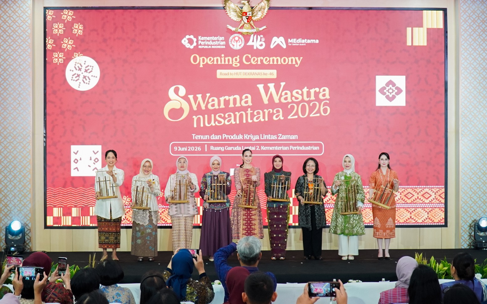 Hadirkan Pameran Swarna Wastra Nusantara, Kementerian Perindustrian Gaungkan Tren Fesyen dan Kriya Berkelanjutan