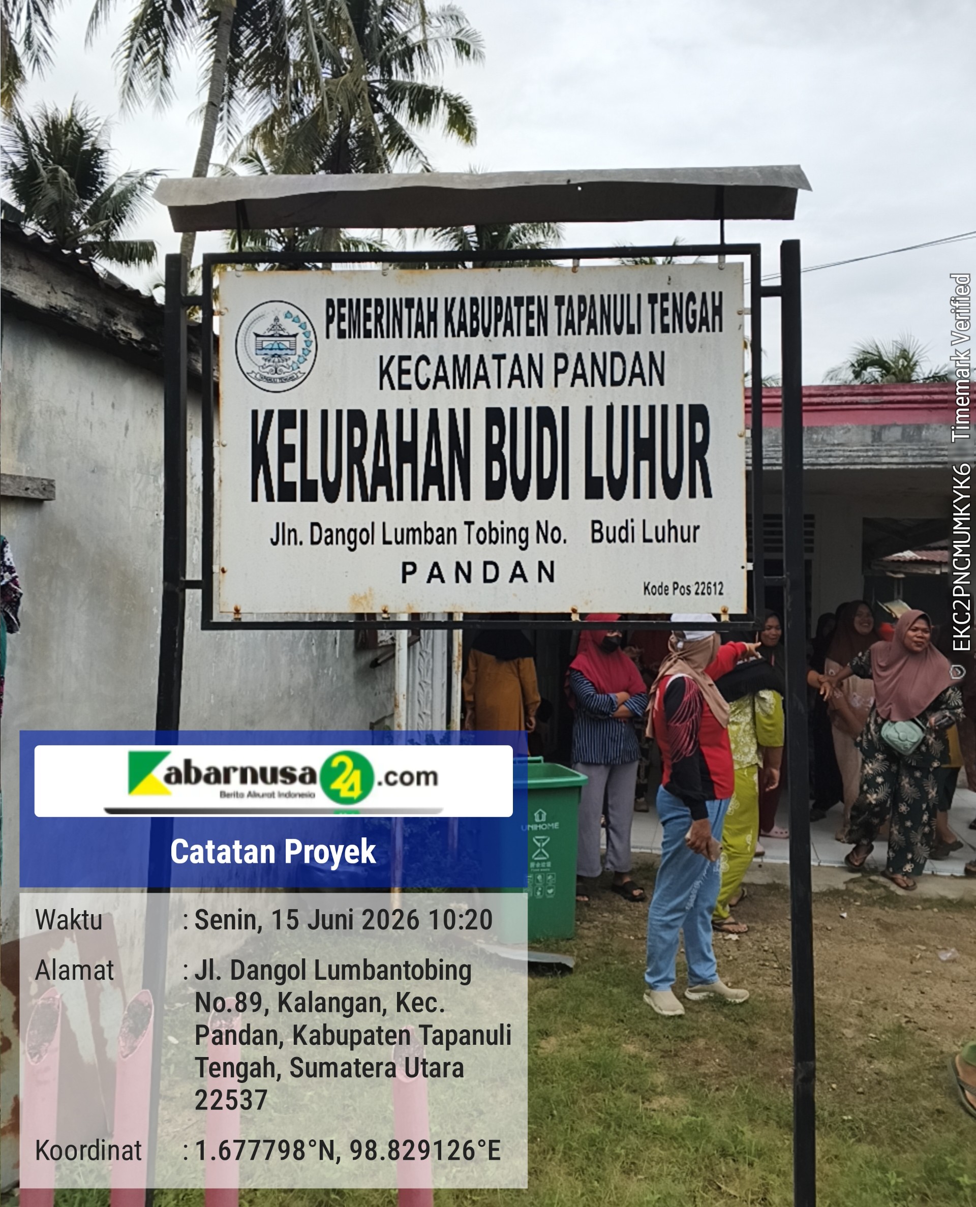 Kantor Lurah Budi Luhur Disegel Warga! Kemarahan Meledak Akibat Jadup Tak Kunjung Cair dan Dugaan Pendataan Bantuan Sarat Kejanggalan