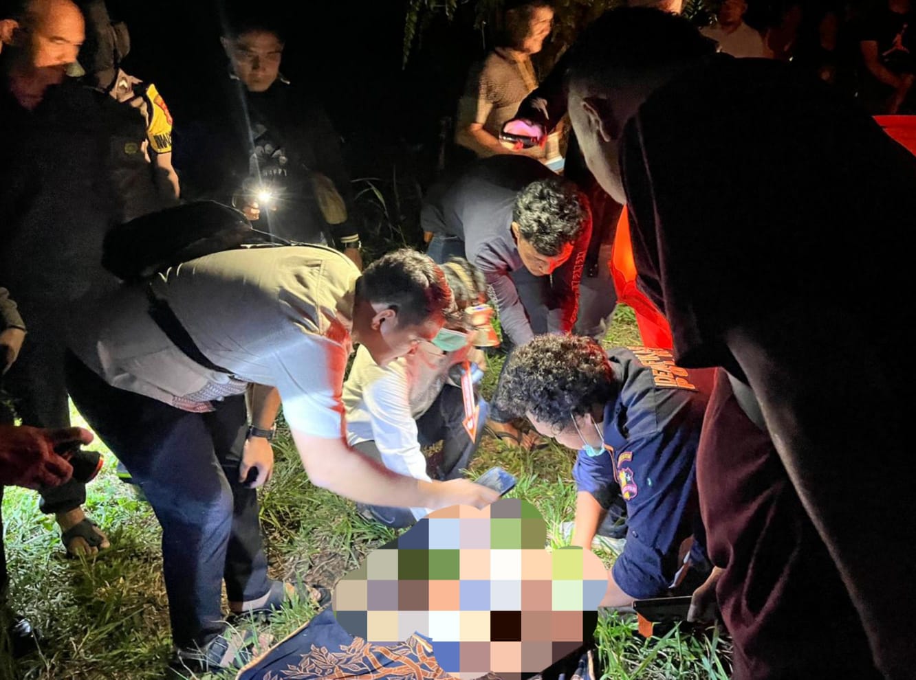 Adanya Laporan Melalui Call Center 110,Polres Lampung Utara Evakuasi Penemuan Jenazah Di Perkebunan Sawit