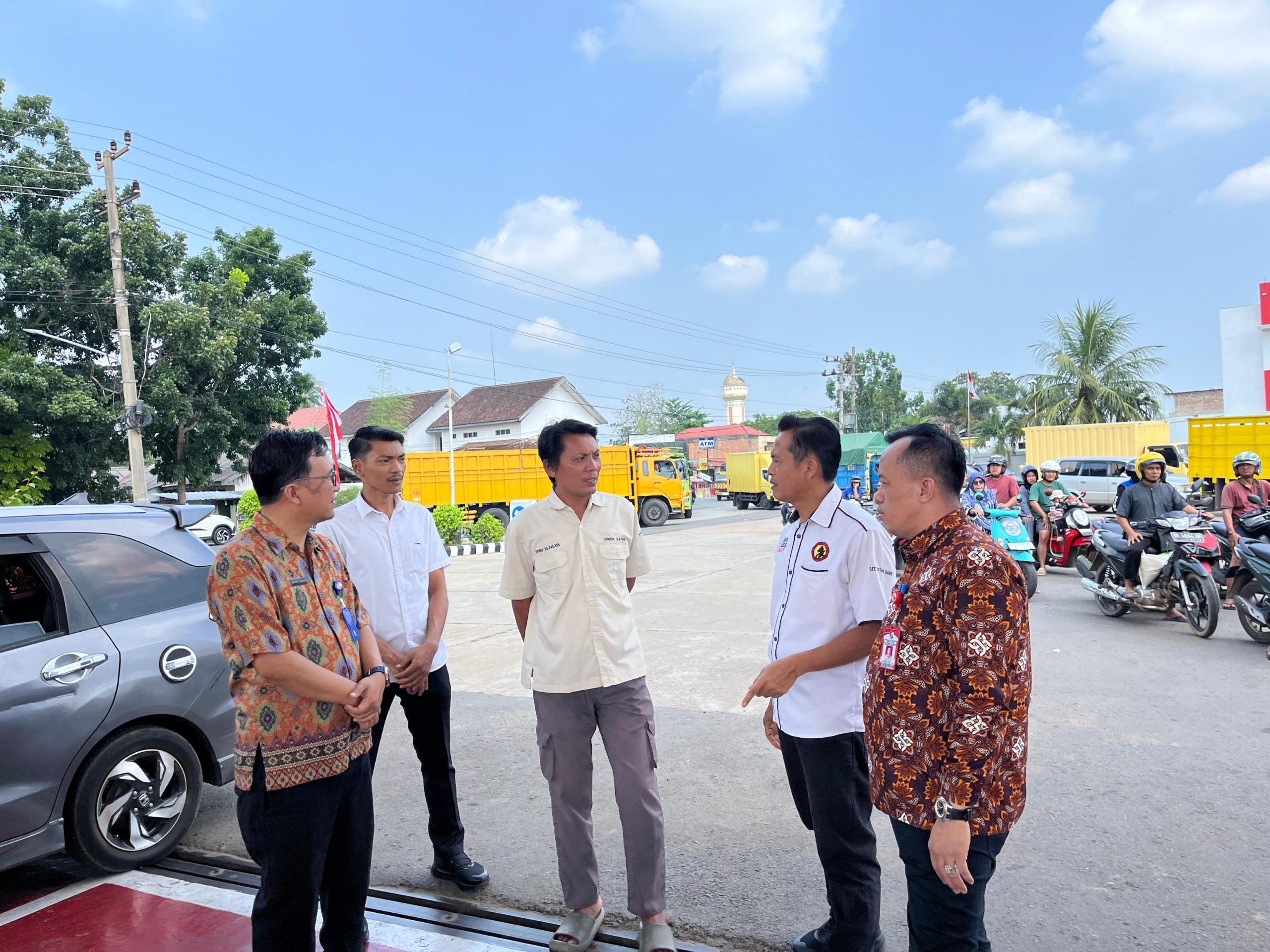 Polres Lampung Utara Bersama Dinas Perdagangan Lakukan Pemantauan SPBU Pasca Penyesuaian Harga Pertamax