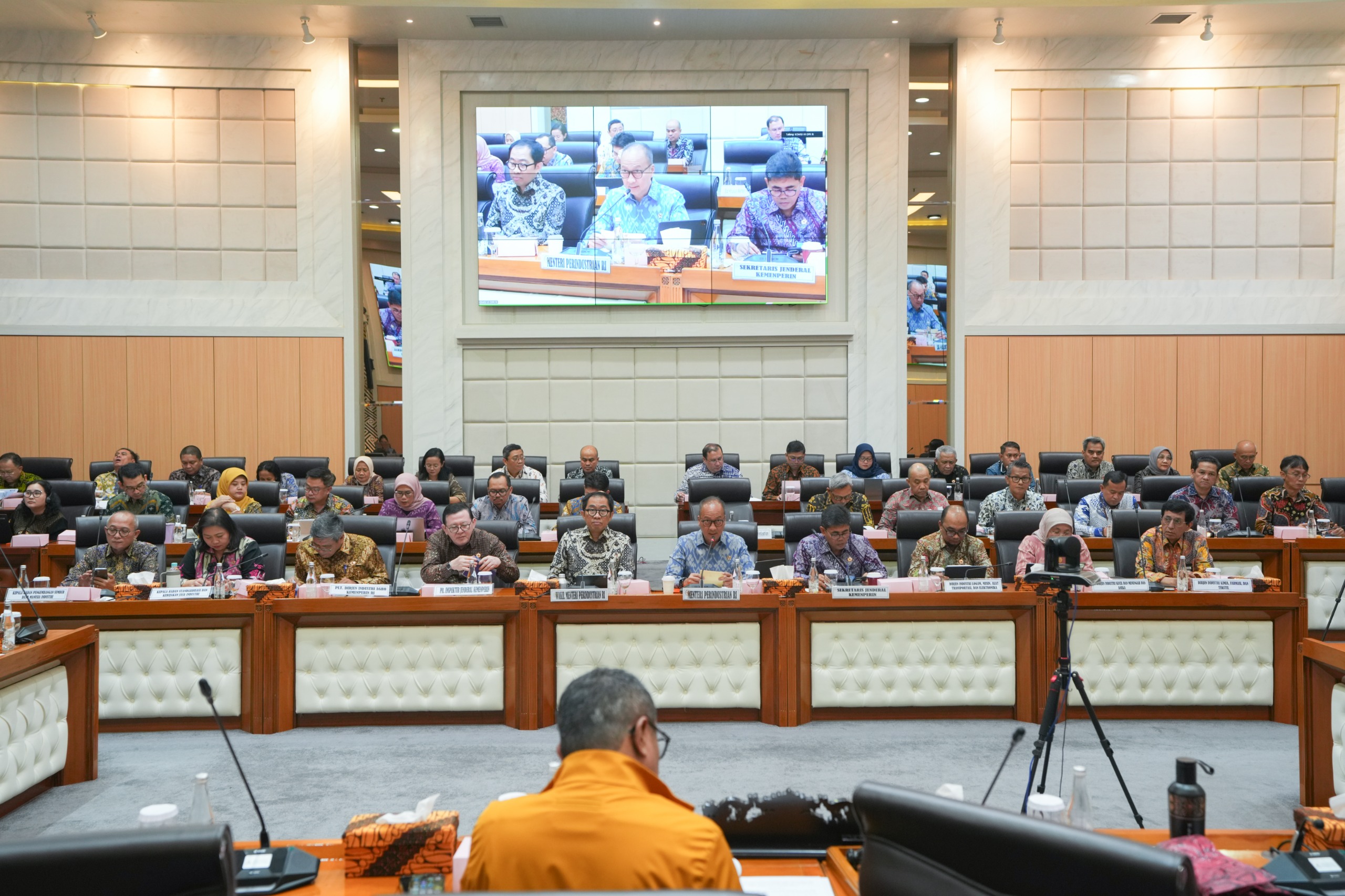 Usul Tambah Anggaran APBN Rp1,59 Triliun, Kemenperin Fokus Perkuat Industri Kecil dan Program Prioritas Nasional Usul Tambah Anggaran APBN Rp1,59 Triliun, Kemenperin Fokus Perkuat Industri Kecil dan Program Prioritas Nasional