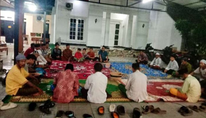 Ketua DPD BM PAN Kabupaten Bekasi H. Suparman Ray Gelar Pengajian Rutin Malam Jumat, Perkuat Silaturahmi dan Pembinaan Keagamaan