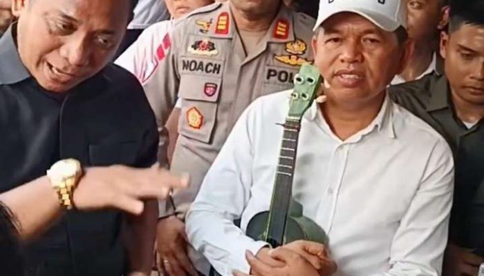 Gubernur Dedi Mulyadi Datangi Pasar Tumpah Di Wilayah Cikarang Untuk Menata Para Pedagang