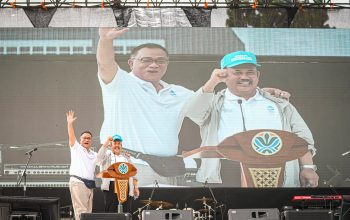 Refleksi atas Krisis Lingkungan, Dihadapan Ribuan Masyarakat Menteri LH Jumhur Serukan Pertobatan Ekologis dalam Misi Memuliakan Bumi