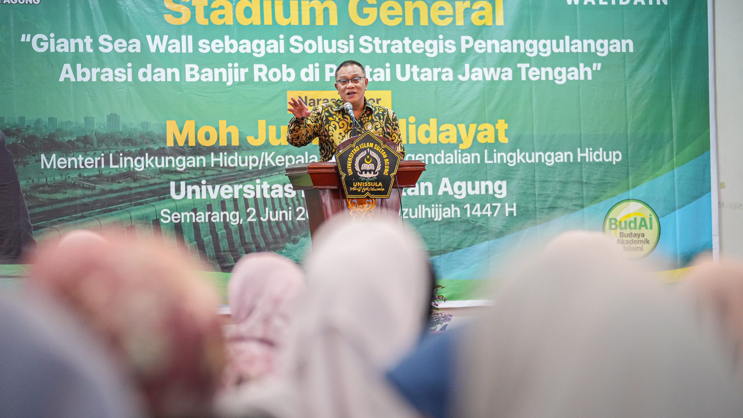 Wajib Tahu Atasi Tanah Ambles, Menteri LH Jumhur Siapkan Aturan Tentang Water Farming