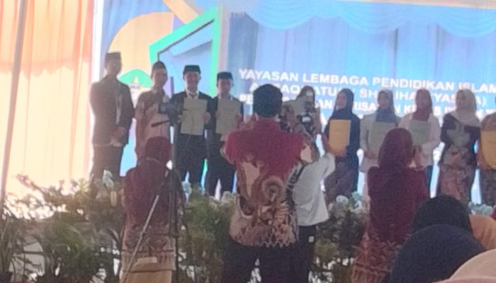 YASPIA Cibogo Lepas Siswa-Siswi Angkatan ke-45 Tahun Ajaran 2025-2026, Pesan Moral & Doa Mengiringi Langkah Masa Depan