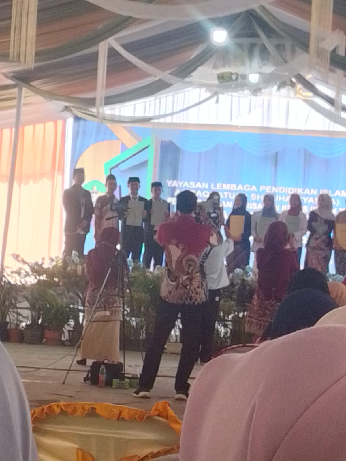 YASPIA Cibogo Lepas Siswa-Siswi Angkatan ke-45 Tahun Ajaran 2025-2026, Pesan Moral & Doa Mengiringi Langkah Masa Depan