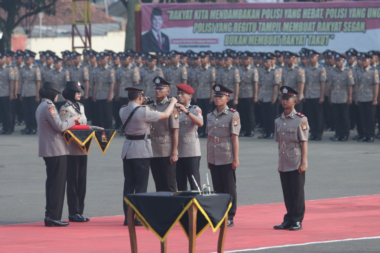 Gelombang 1 TA 2026, Ratusan Bintara Remaja Resmi Dilantik Komjen Pol Asep Edi