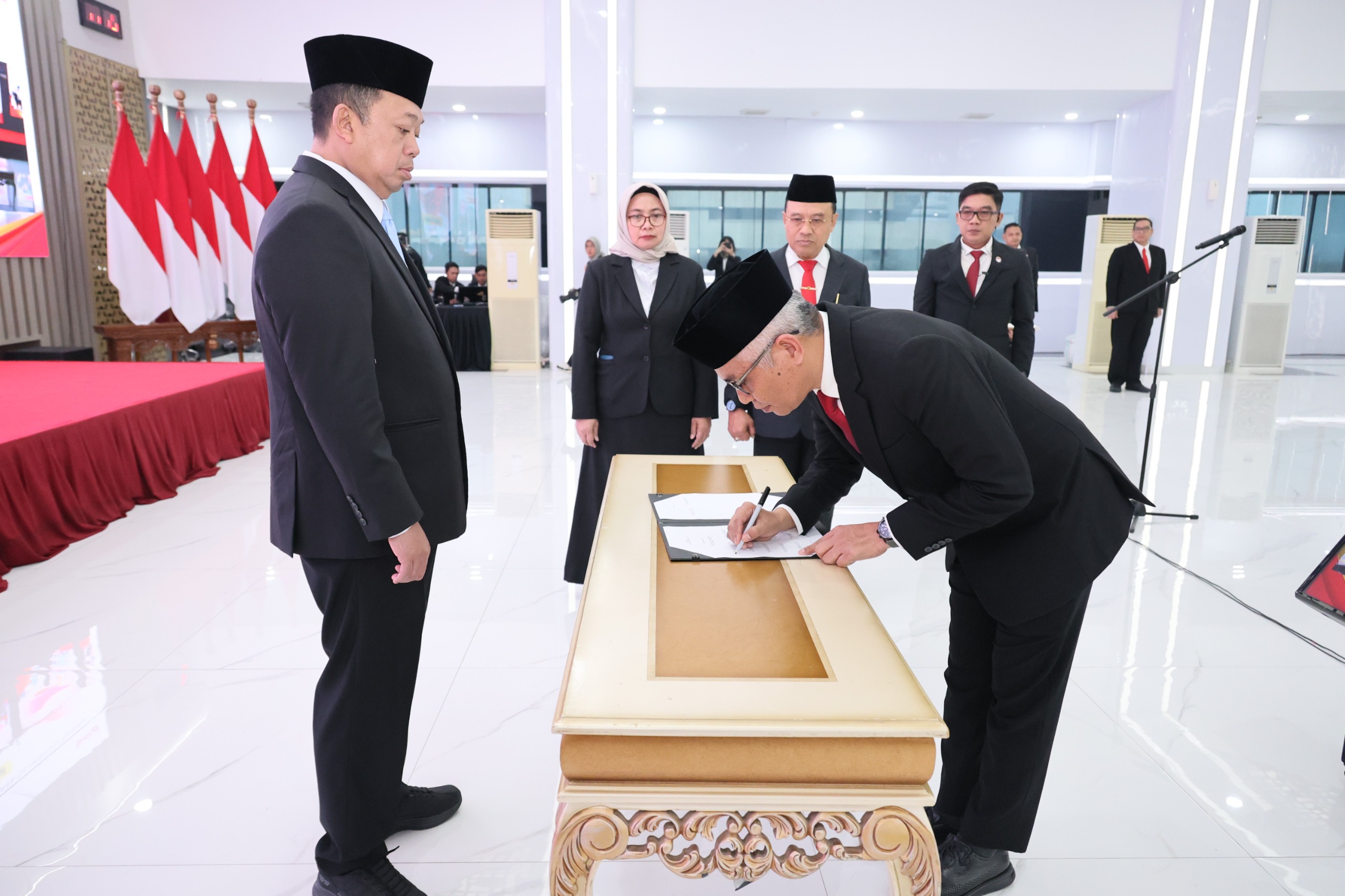 130 Pejabat Resmi Dilantik, Menteri ATR/BPN Nusron : Berikan Manfaat dan Pelayanan yang Adil bagi Masyarakat