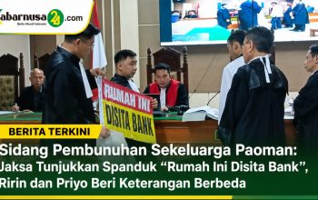 Sidang Pembunuhan Sekeluarga Paoman: Jaksa Tunjukkan Spanduk "Rumah Ini Disita Bank", Ririn dan Priyo Beri Keterangan Berbeda