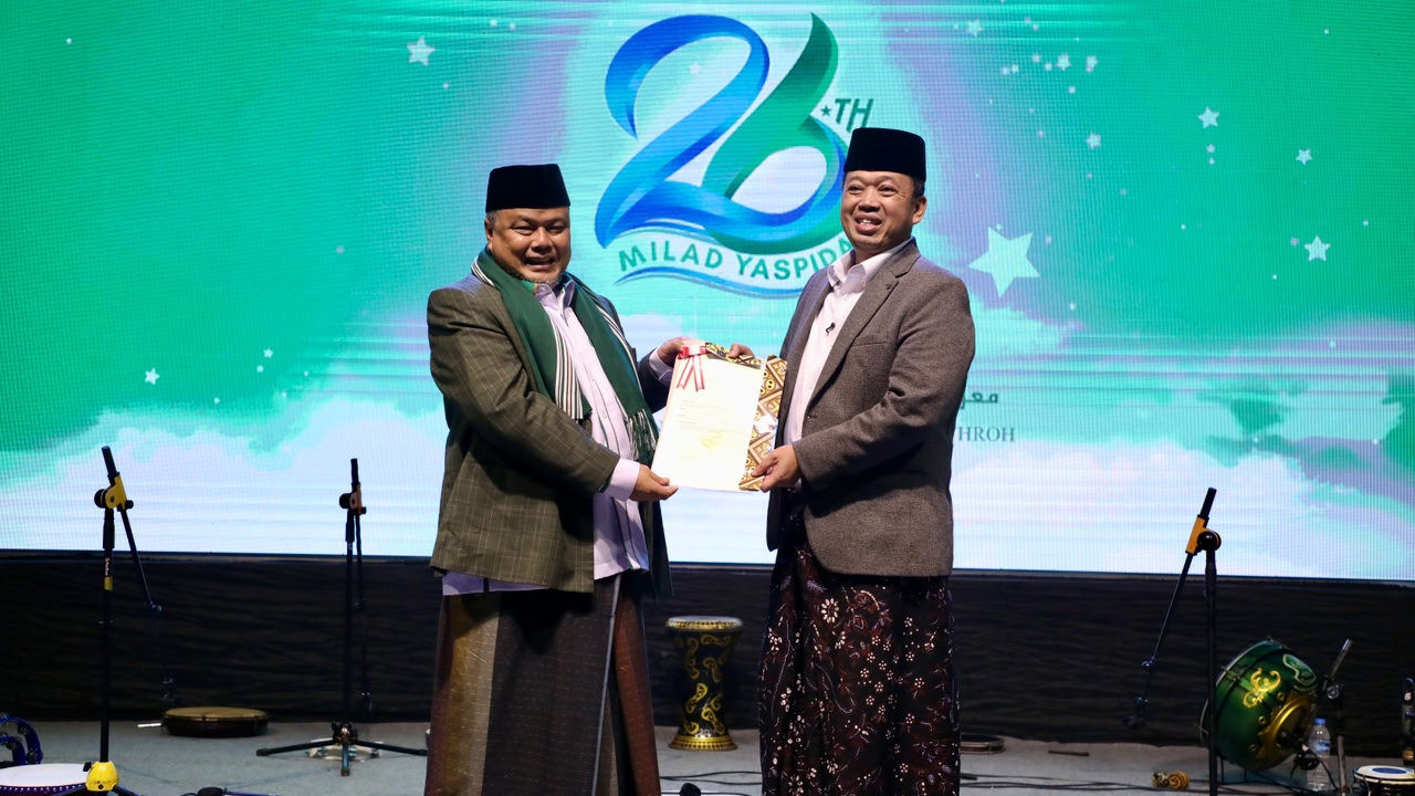 Hadiri Milad ke-26 YASPIDA, Amanah Menteri ATR/BPN Nusron : Santri Harus Siap Menjadi Ulama, Teknokrat dan Pemimpin Bangsa