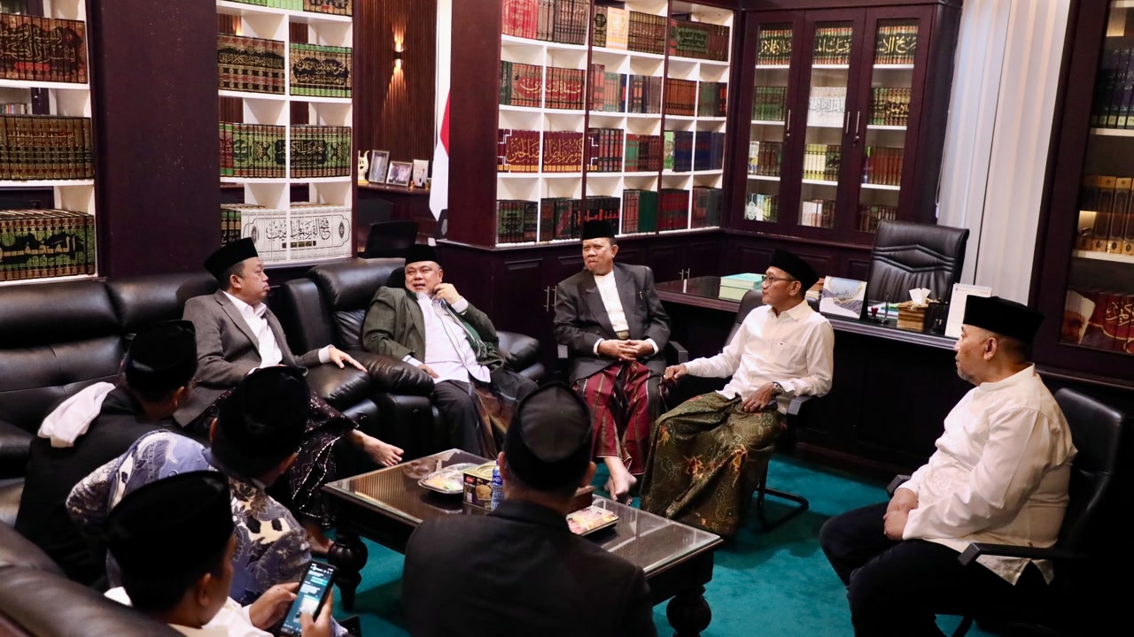 Hadiri Milad ke-26 YASPIDA, Amanah Menteri ATR/BPN Nusron : Santri Harus Siap Menjadi Ulama, Teknokrat dan Pemimpin Bangsa