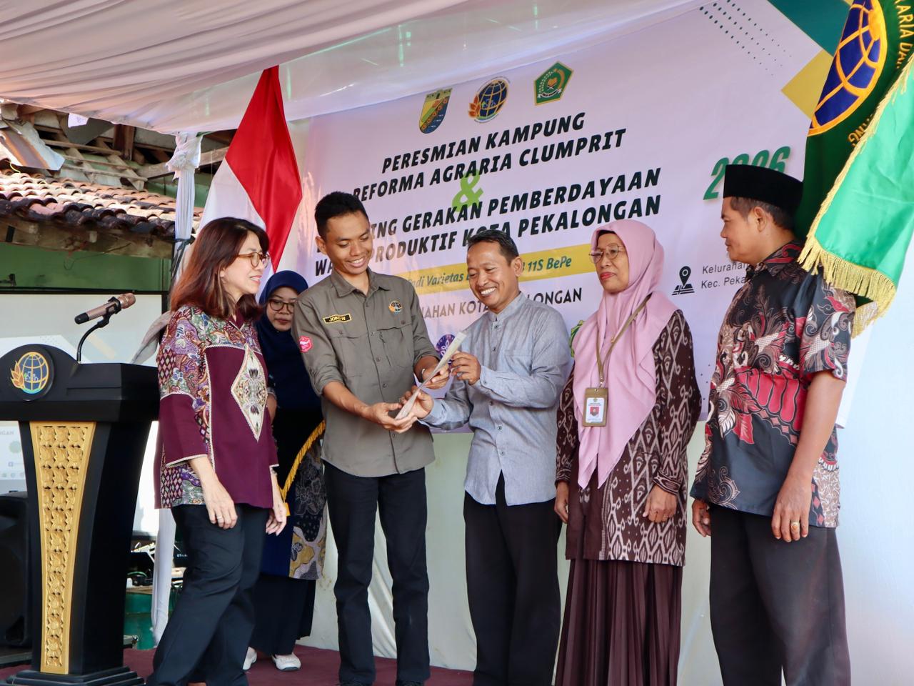 Kampung RA dan Pemberdayaan Wakaf Produktif Diresmikan, Sahli ATR/BPN Harapkan Kesejahteraan Masyarakat Dapat Terwujud