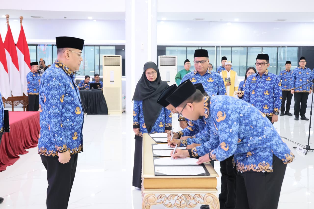 Pengambilan Sumpah 1.322 Pejabat ATR/BPN Baru, Wamen Ossy : Awal Mulainya Tanggung Jawab ASN Pengambilan Sumpah 1.322 Pejabat ATR/BPN Baru, Wamen Ossy : Awal Mulainya Tanggung Jawab ASN