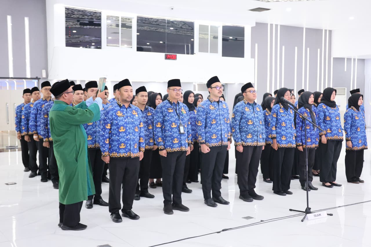 Pengambilan Sumpah 1.322 Pejabat ATR/BPN Baru, Wamen Ossy : Awal Mulainya Tanggung Jawab ASN