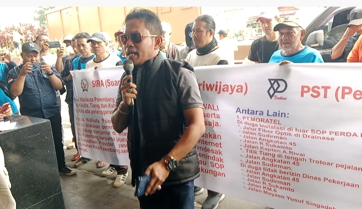 Menjamurnya Kabel Wi-Fi Liar, Lembaga SIRA dan PST Desak Walikota Palembang Segera Panggil Provider Terkait
