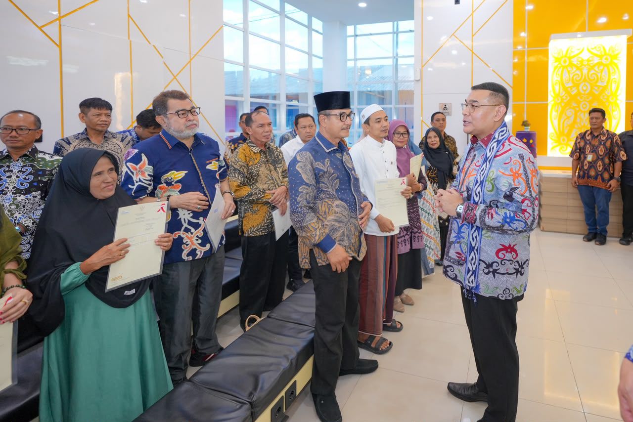 Kantah Kota Samarinda Dapat Penghargaan, Wamen Ossy : ATR/BPN Harus Jadi Solusi Atas Pembangunan di Kalimantan Timur