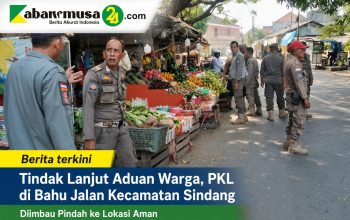 Tindak Lanjut Aduan Warga, PKL di Bahu Jalan Kecamatan Sindang Diimbau Pindah ke Lokasi Aman Tindak Lanjut Aduan Warga, PKL di Bahu Jalan Kecamatan Sindang Diimbau Pindah ke Lokasi Aman